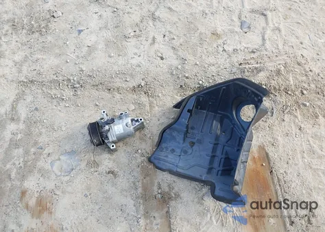 2014 Nissan Versa Note Sv z USA, uszkodzony, nr VIN 3N1CE2CP2EL375579